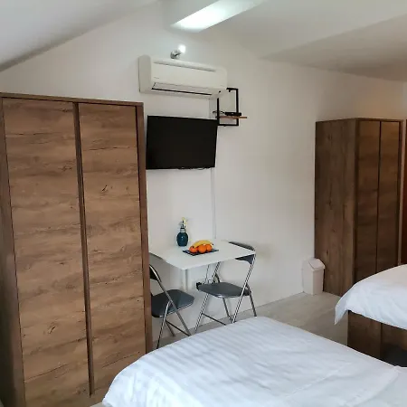 And Maritimo Dubrovnik