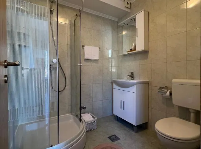 And Maritimo Gostinjska kuća 3*